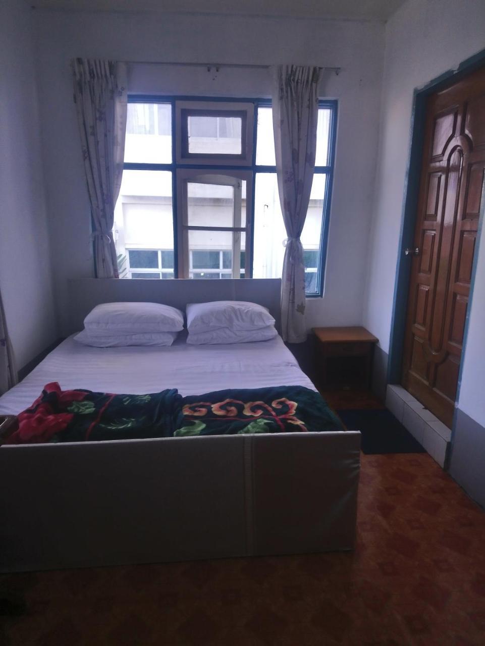Diamond Star Guest House Ньоншуэ Экстерьер фото