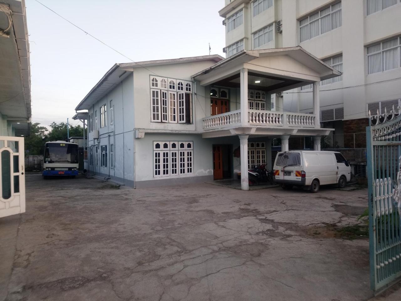 Diamond Star Guest House Ньоншуэ Экстерьер фото